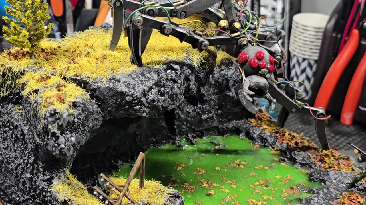 Create a robot spider