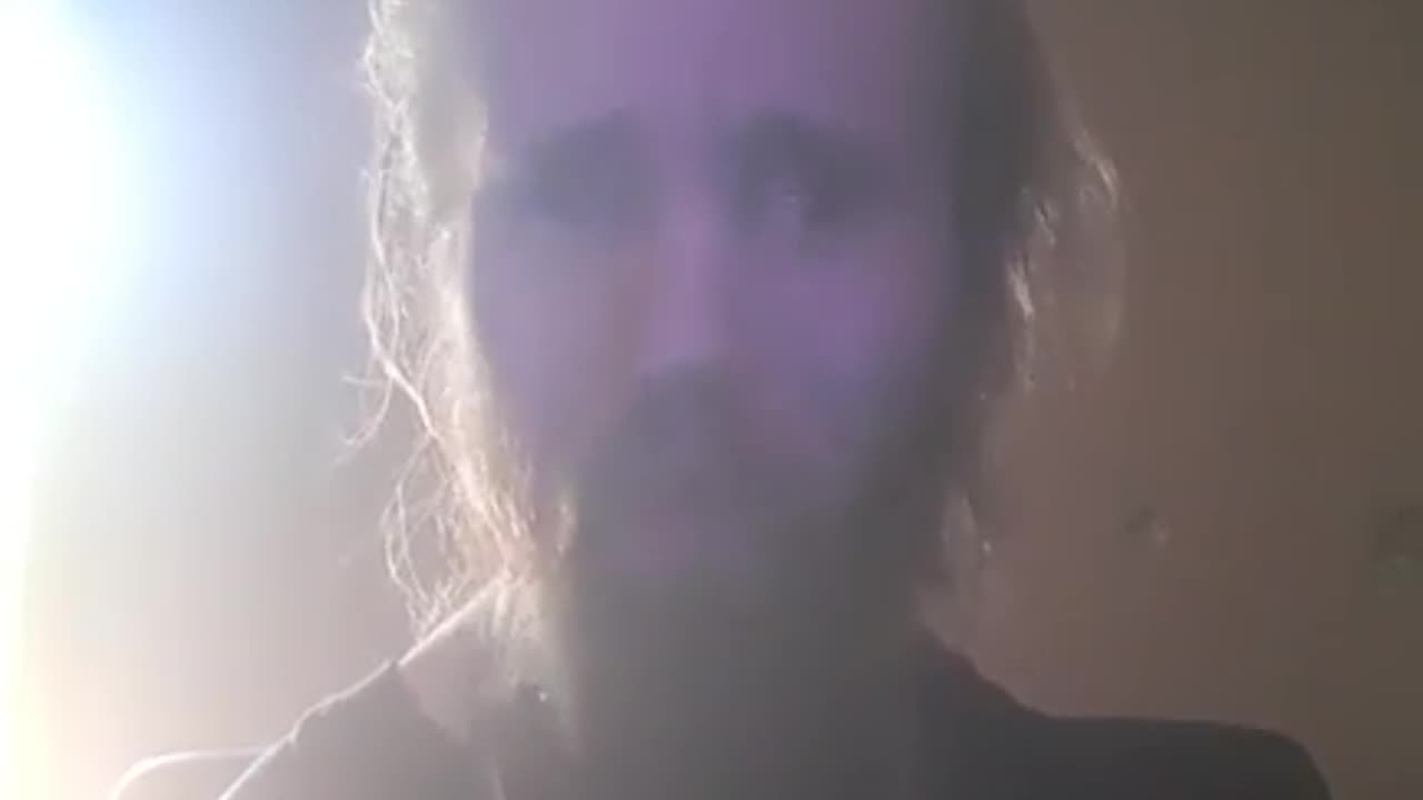 Cyraxx live on FB. "I just want to hide inside my attic". 6/12/2025. More lies for pity...