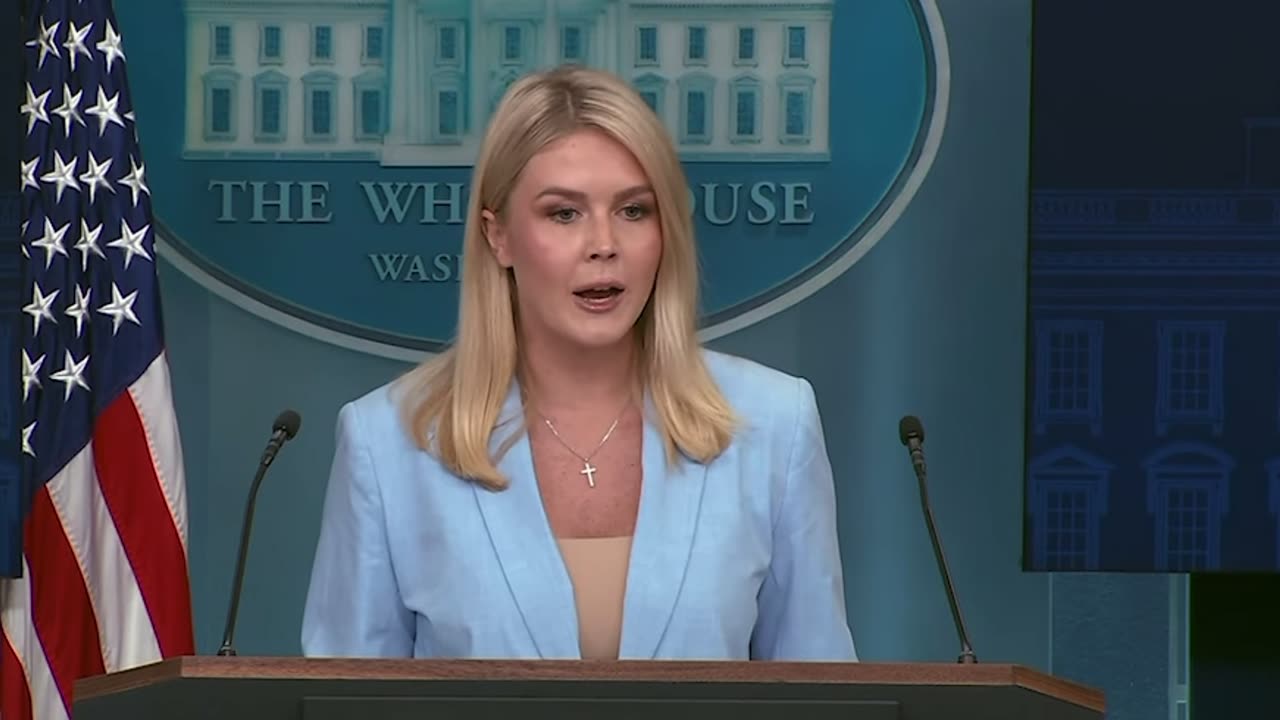 Karoline Leavitt SHUTS DOWN Reporters Accusing Trump of Profiting Off His Presidency