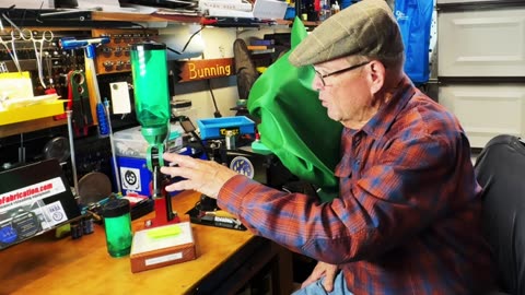 Checking the consistency of the RCBS UPM-3 Competition powder measure with handgun charges