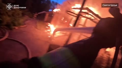 🔥🏚️ Ukraine Russia War | Devastating Russian Shelling Sets Sviatohirsk Building Ablaze | RCF