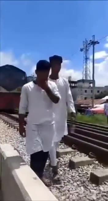 Choo Choo train always wins 👳‍♂️😂⚰🚂