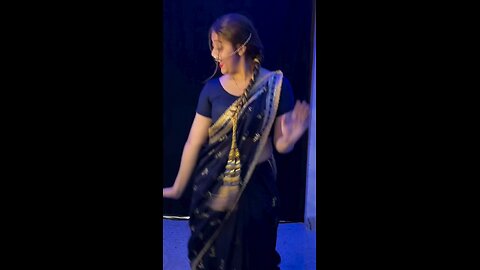 Leve da pyar ke maja viral hit video