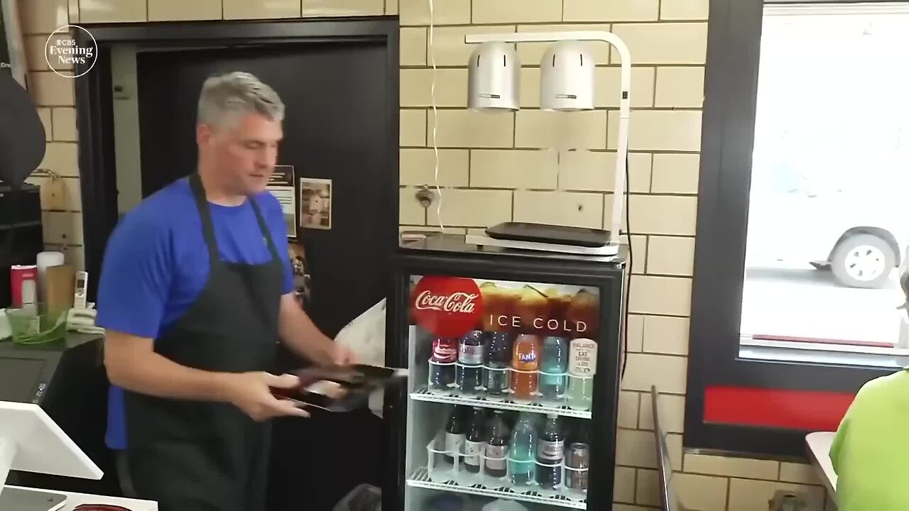 Reactions from a Family-Owned Iowa Restaurant on the Passage of One Big Beautiful Bill: ‘It Will Benefit Our Future Wages’