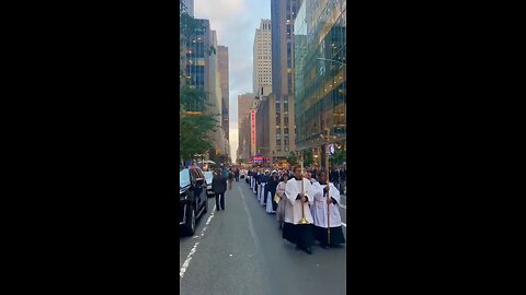 10,000 Catholics March Through The Streets Of New York City Praying For Peace