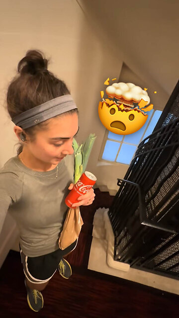 La odisea de una joven para ingresar a su departamento en París