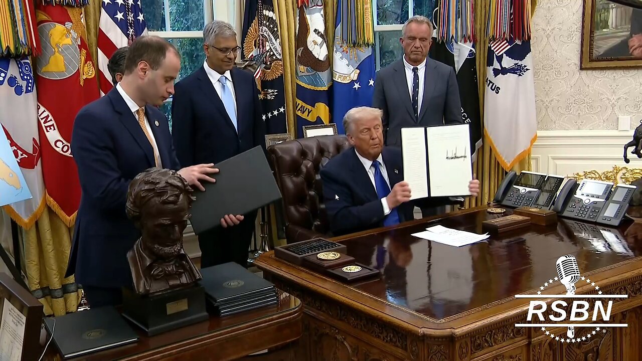 WATCH: President Trump signs Executive Orders regarding Gain Of Function Research and more 5/5/25