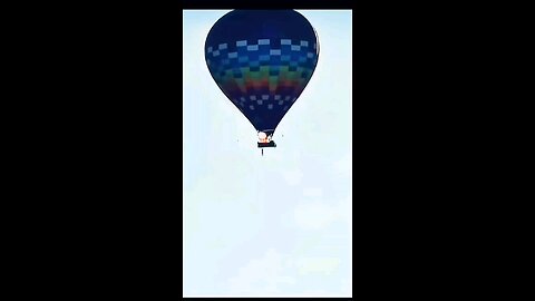 Hot Air Balloon Catches Fire in Brazil – Shocking Footage!