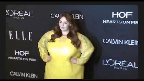 What they will not do for views on social media - Land whale🐳says she is anorexic.😳😆😆