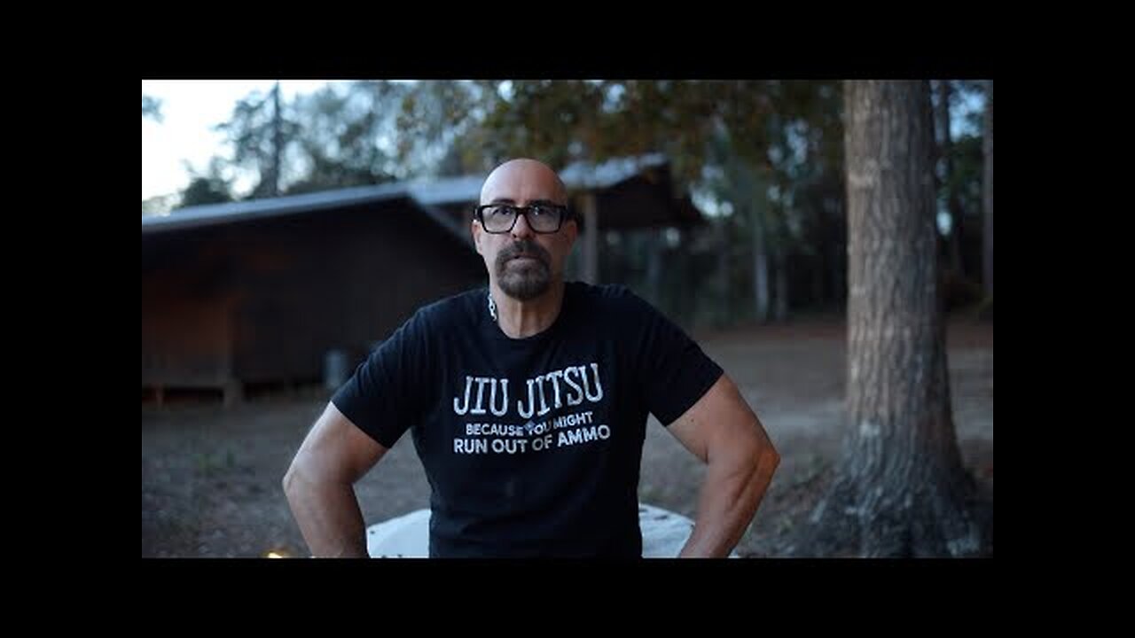 THE SYSTEM IS ENDING PEOPLE WILL COME TO YOUR HOUSE FOR HELP - TORCHED ON A TRAIN THE PURGE IS REAL