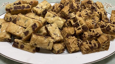 Chocolate Chip Blondies & Oatmeal Chocolate Chip Peanut Butter Bars #cookiebars