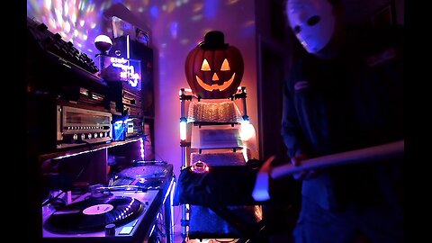 LIVE FROM FLORIDA--The Reeno Show (11/1/2025) (The Day After Halloween Show)