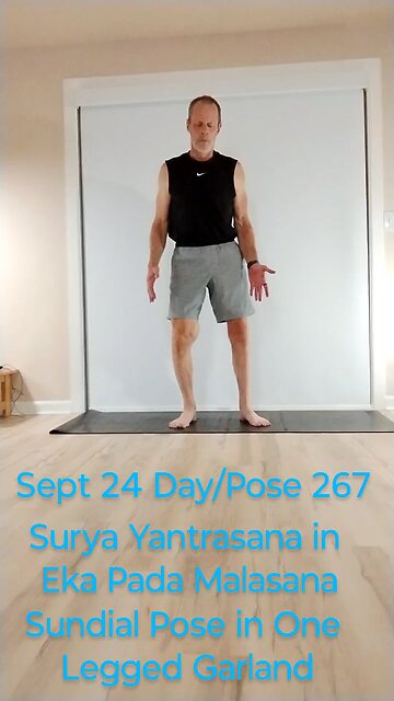 Surya Yantrasana in Eka Pada Malasana / Sundial Pose in One Legged Garland