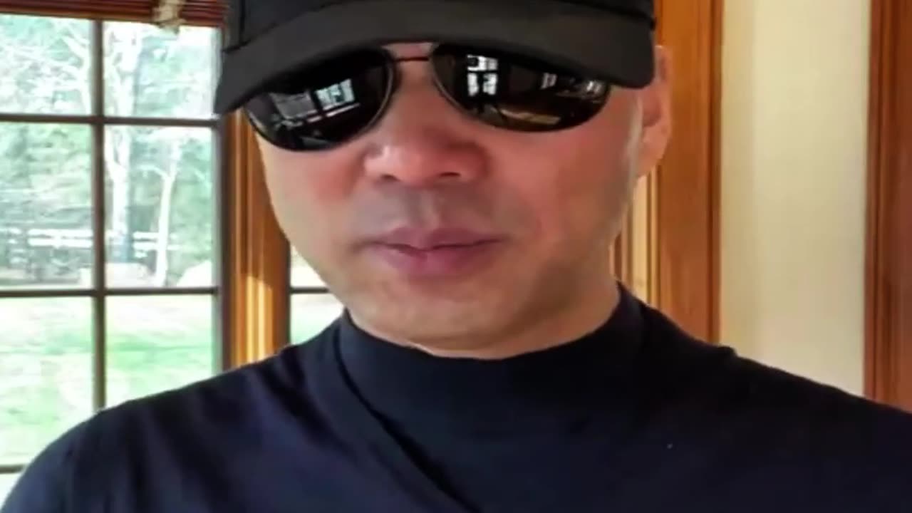 20201230文贵先生GETTR¹：爆料革命已做到的，从来没人做到过！坏人层出不穷，但好人永远比坏人多，最后正义一定战胜邪恶！新中国联邦任重道远，战友们不要放弃、气馁，一个个荒唐滑稽事