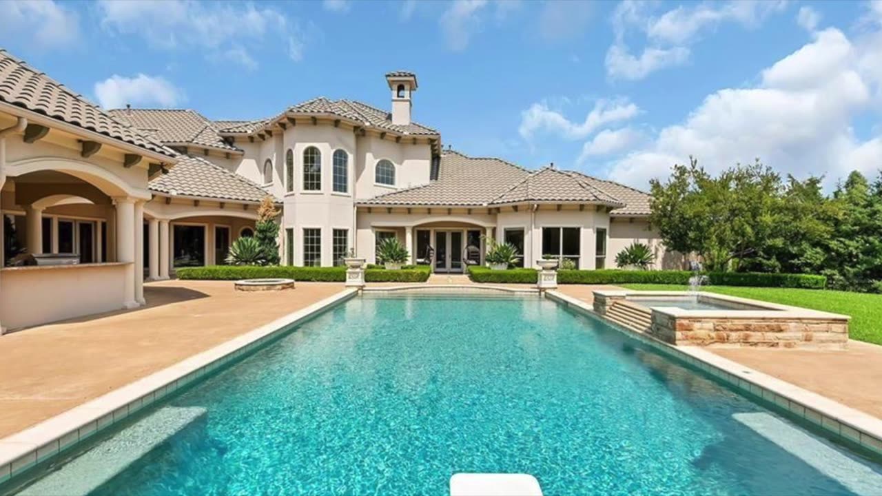 Modern Sophistication: Discover the Art of Living
