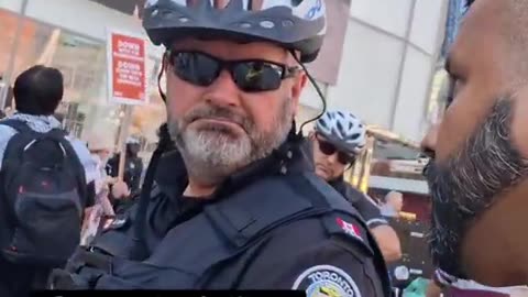 JEET FATIGUE: A Jeet Harasses Cops. Even They Are Getting Fed Up With Jeets!