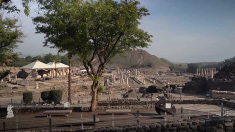 1 Chronicles 11 David Becomes King