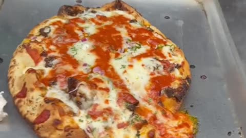 LAMB NIHARI NAAN PIZZA