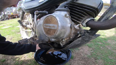 1978 Kawasaki KD175 Spring race prep