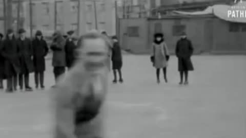Ice Skating in 1920 – A Glimpse into the Past ⛸️🕰️