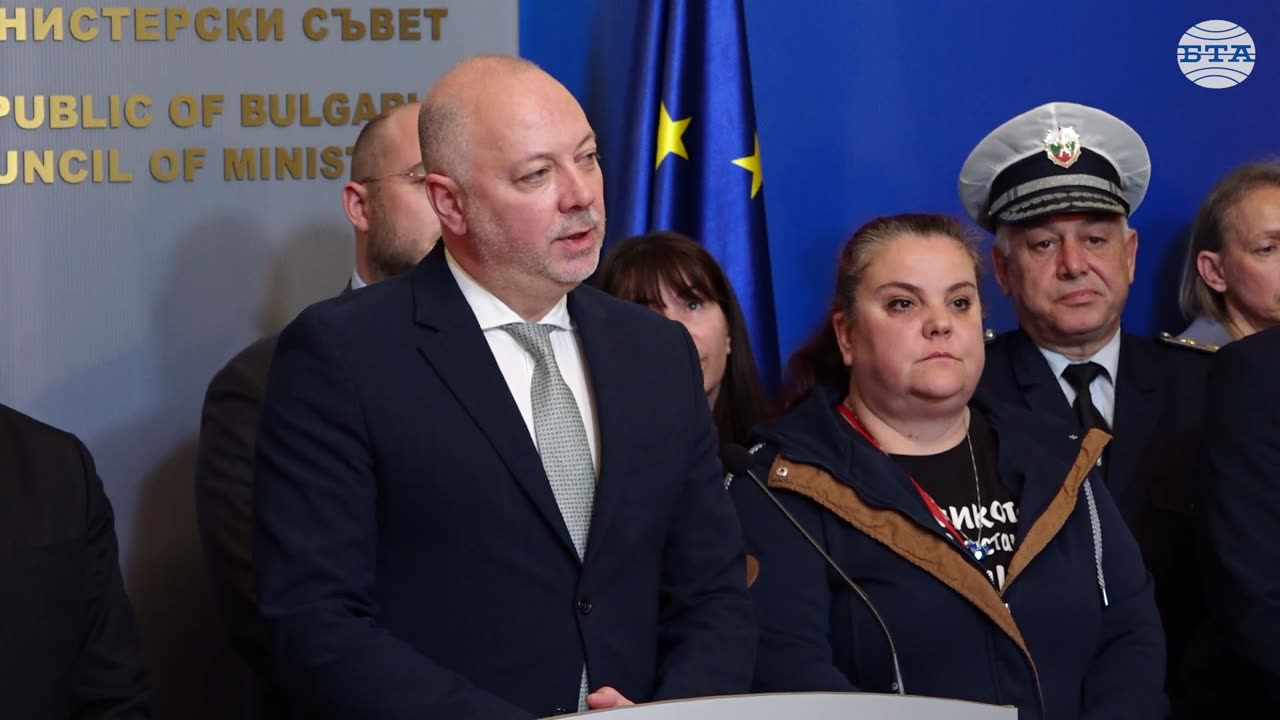 Абсолютен смях - "Въвеждането на еврото е начин да се изсветли икономиката", рече Росен Желязков