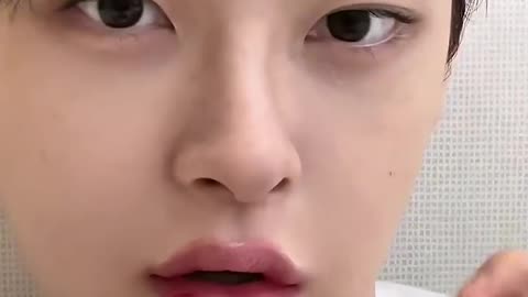3D Stereoscopic Lip Plumper
