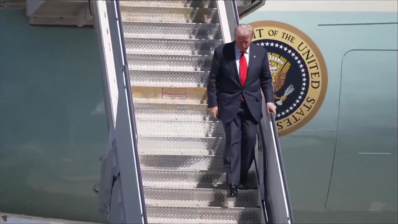 Trump has touched down in Palm Beach, Florida, confirming he’ll be holding economic
