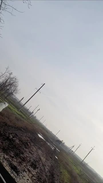 Russian ATGM misses Ukrainian tank