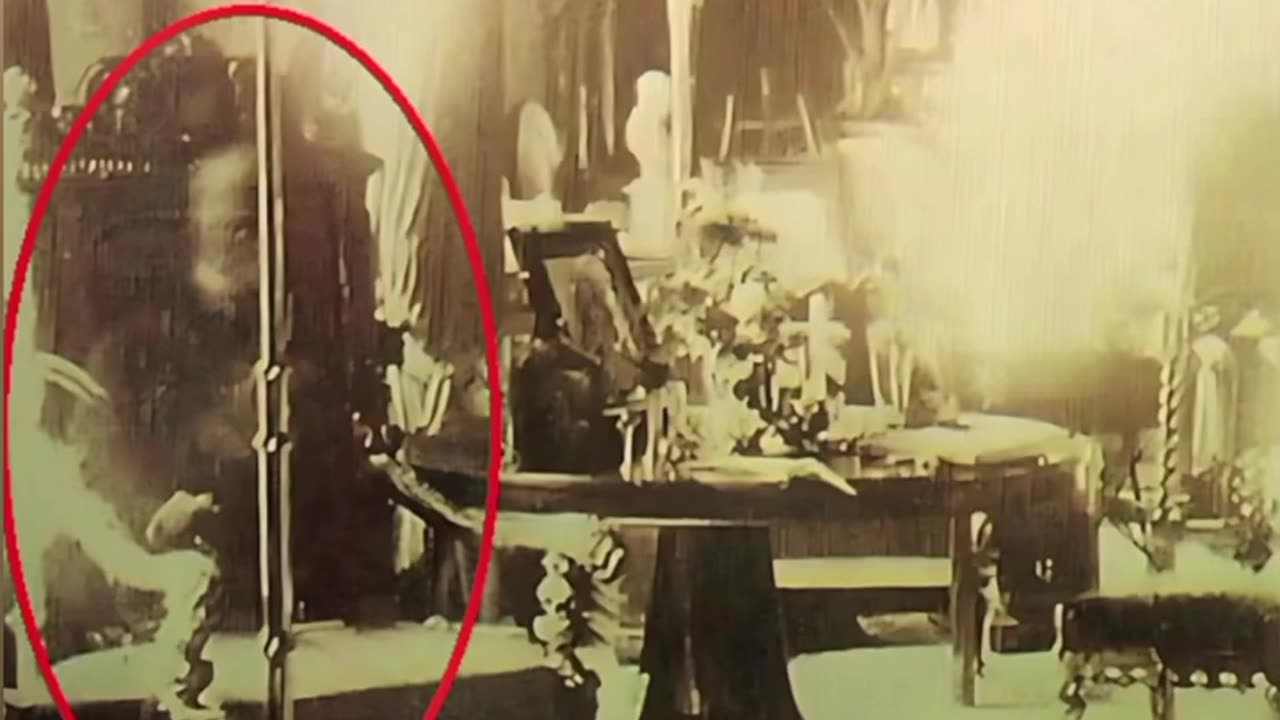 5 Haunted Photos Too Spooky To Be Real #shorts #horror #fyp - Insomnia Excitare (720p, h264)