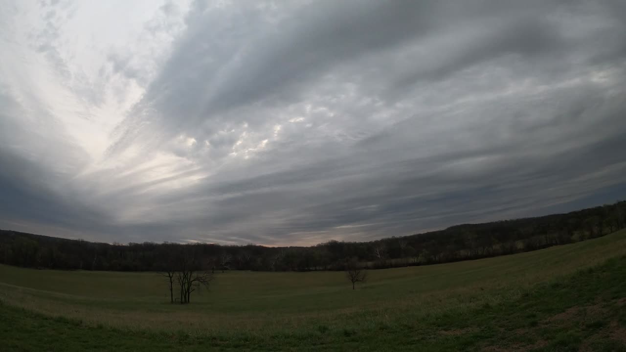 Sun ☁ Rise 4 3 25 45f/7c