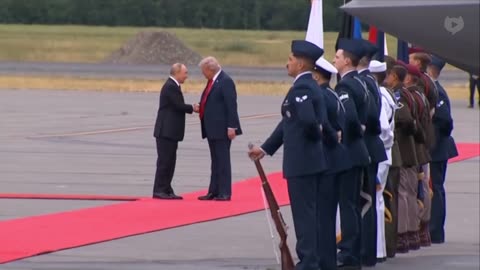 President Trump & President Putin meet and shake hands in Alaska