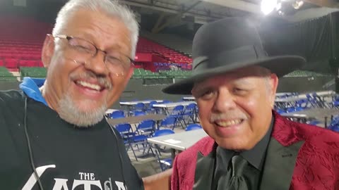 Johnny Hernandez & Manny Ribera 😉 🎸 🎙