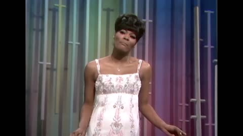 Dionne Warwick - I Say A Little Prayer on The Ed Sullivan Show