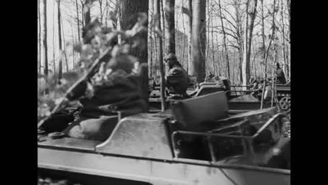 Manufacture and testing of the Sd.Kfz. 2 Kettenkrad half-track motorcycle in 1943
