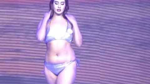 Dance with hotty