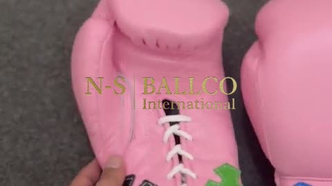 💖 Custom Handmade Chrome Heart Boxing Gloves | Pink Edition