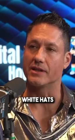 How many Elon Musk exist?