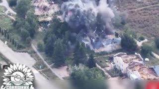 💣 Bombarding the enemy headquarters with two French bombs, - Soniashnyk