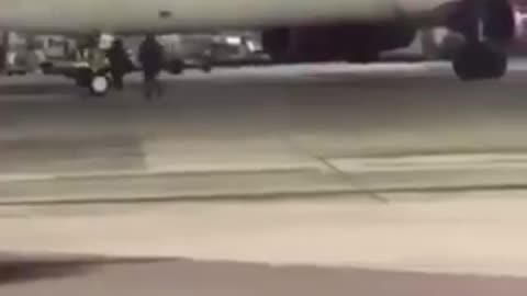 Men who missed flight staged emergency switch