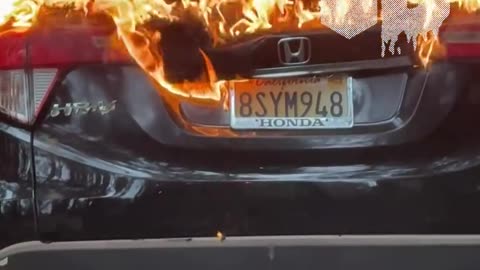Another “Climate change” induced car fire @ Gavin’s Lawless California 🙄