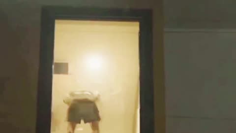 "SPREAD MY WINGS, AND FLY AWAYYY..."🤣🤣🤣