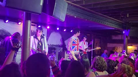 Palaye royale ( live)