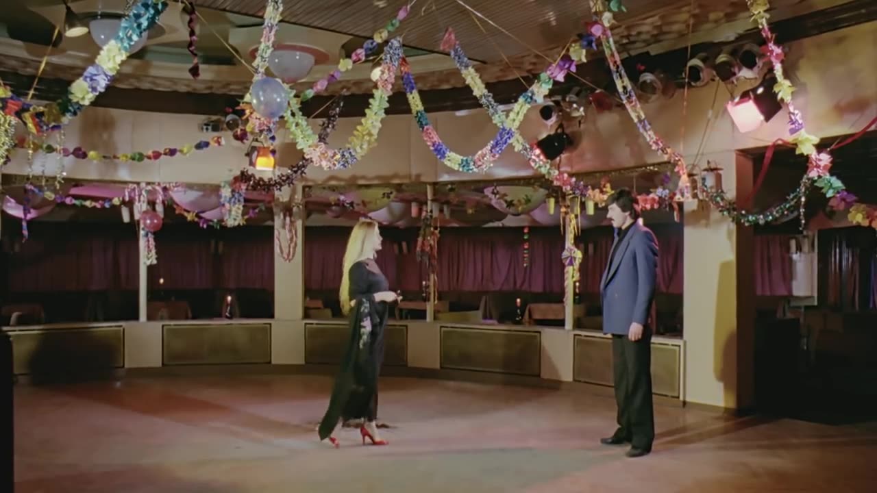 Sokaktan Gelen Kadın