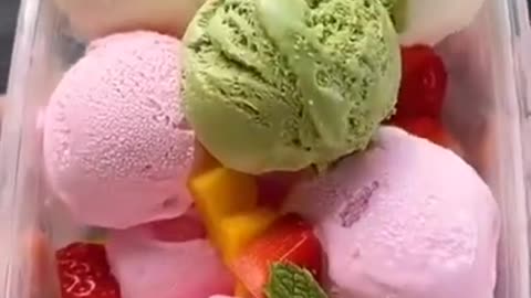 🍓 Easy Homemade Strawberry Ice Cream | No Machine Needed! #Shorts
