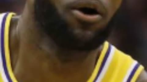 LeBron Slams Belichick HOF Snub