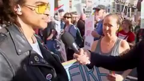 Trump Hater Brings Her Son To The Rally. Trump Deportation Hoax