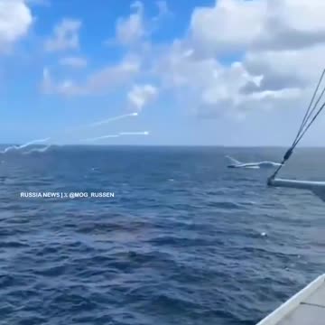 Russian Su-24 flashes flares near a U.S. warship in the Baltic