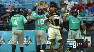 Wilson García igualó su tope de HR