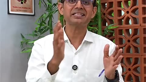 तुम्हीही Toilet मध्ये Reels पाहता का?