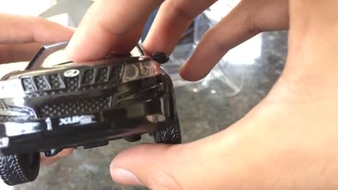 Diecast Unboxing- 2014 Mahindra XUV500 132 Mahindra Merchandise_part1